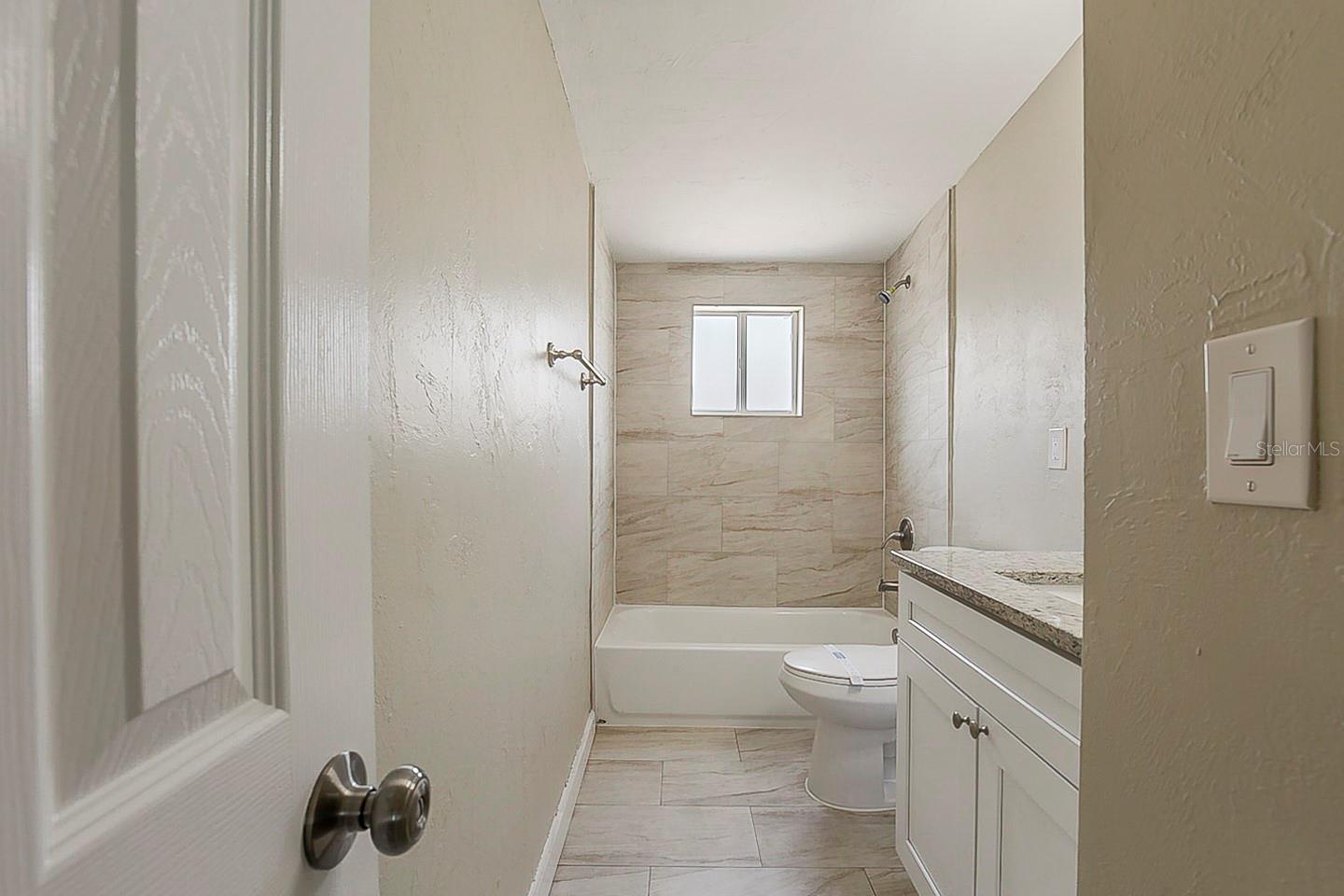 4010 EMERSON AVE S — photo 12