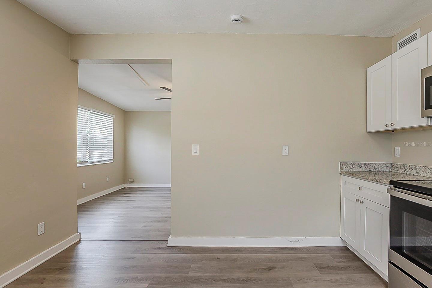 4010 EMERSON AVE S — photo 5