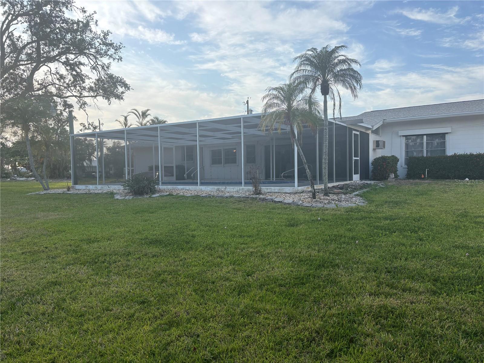 4411 DOLPHIN LN — photo 20