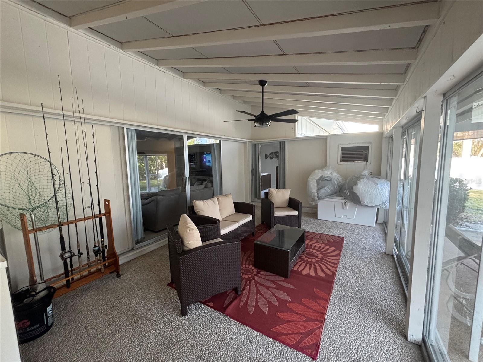 4411 DOLPHIN LN — photo 12