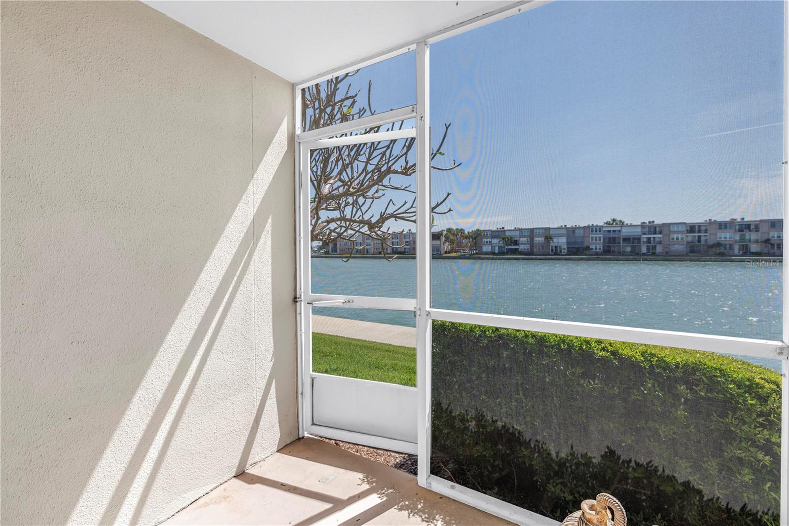 7625 SUN ISLAND DR S #106 — photo 16