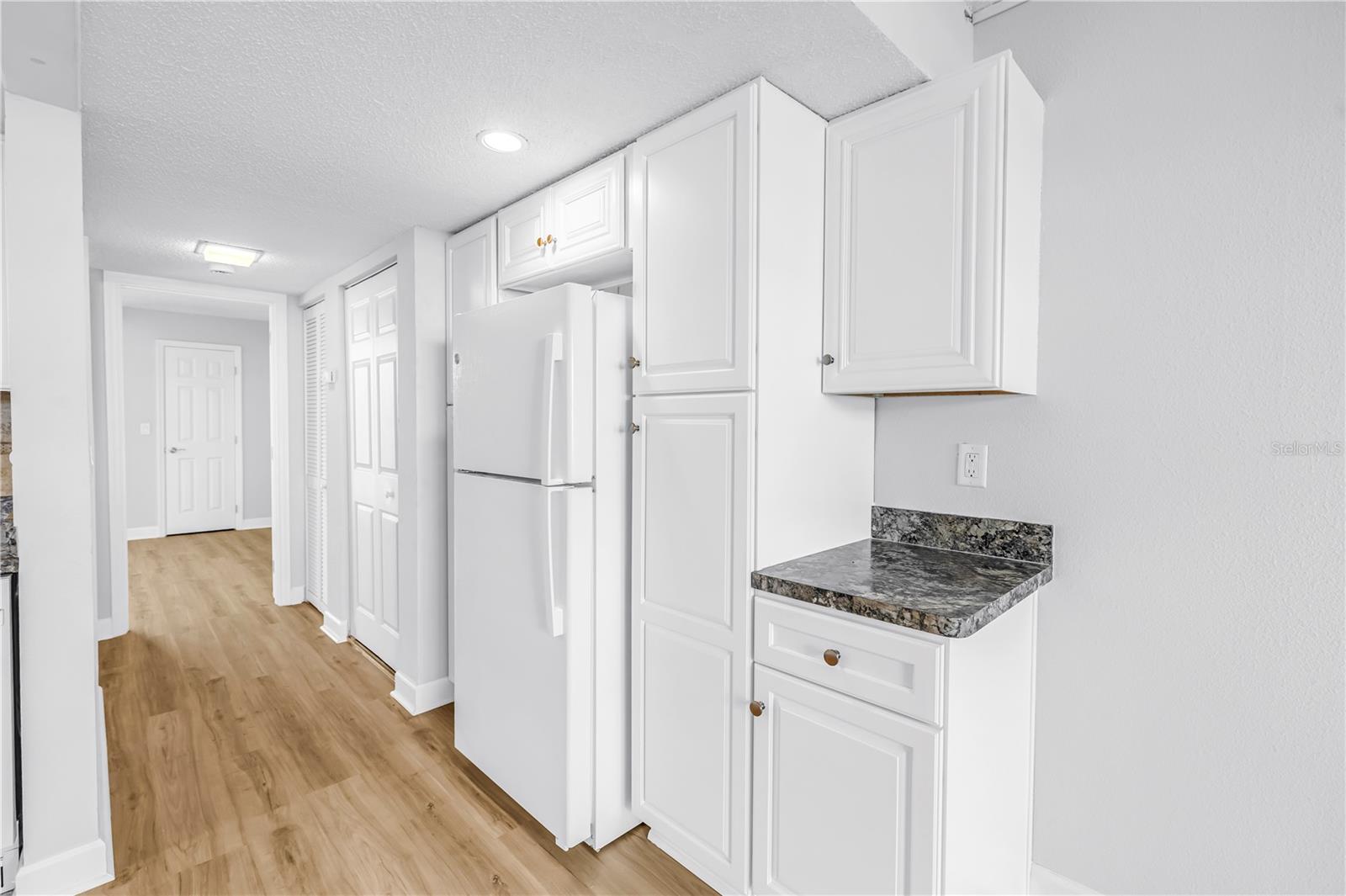 7625 SUN ISLAND DR S #106 — photo 10