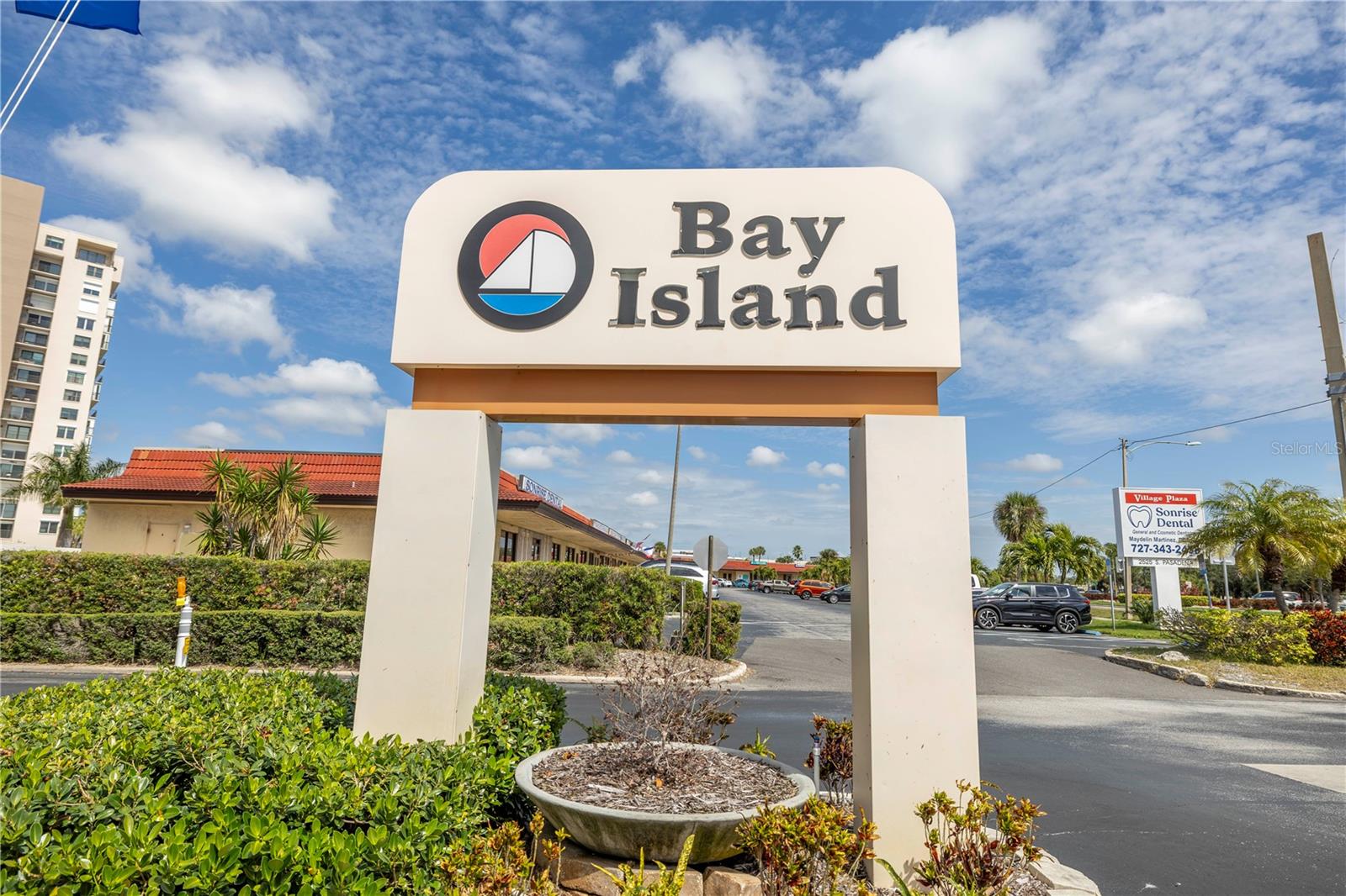 7625 SUN ISLAND DR S #106 — photo 45