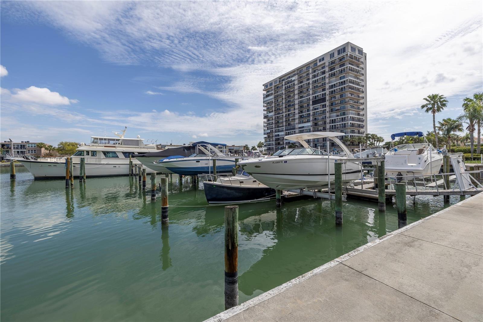 7625 SUN ISLAND DR S #106 — photo 30