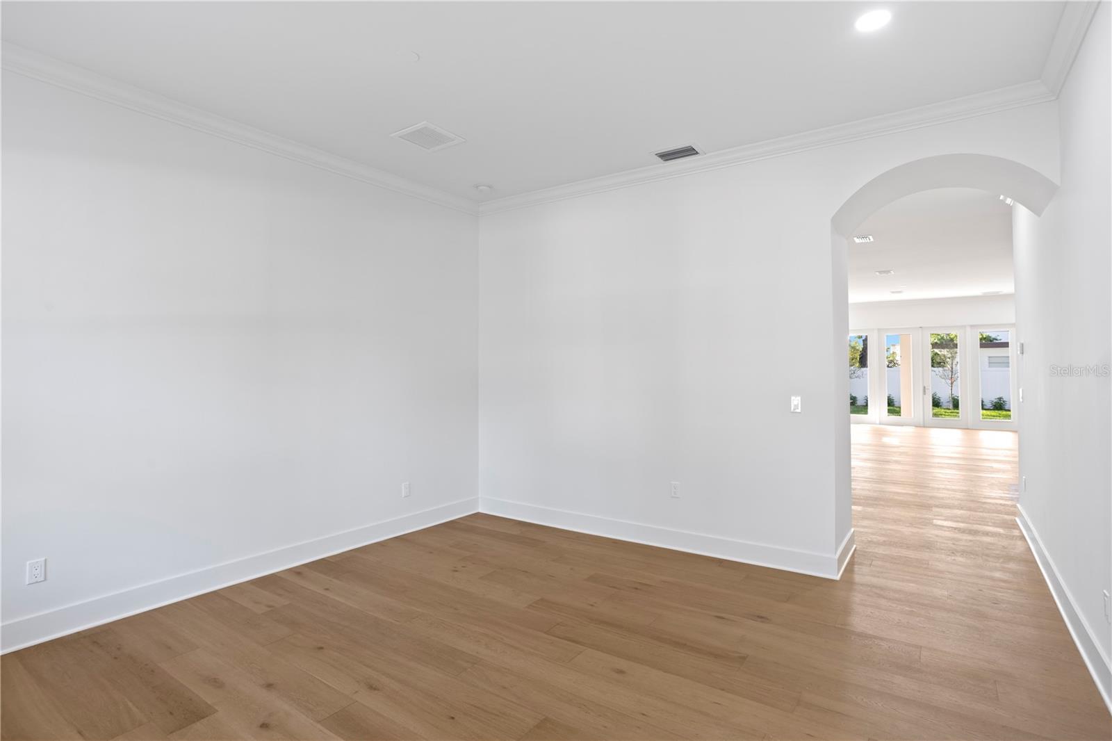 4316 S RENELLIE DR — photo 15