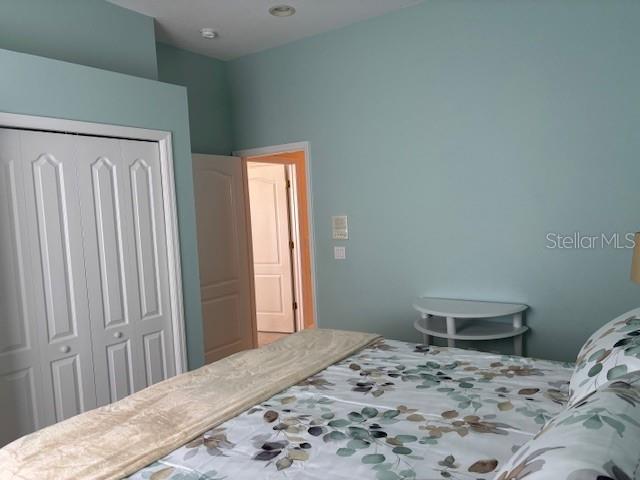 9480 FOREST HILLS CIR — photo 24