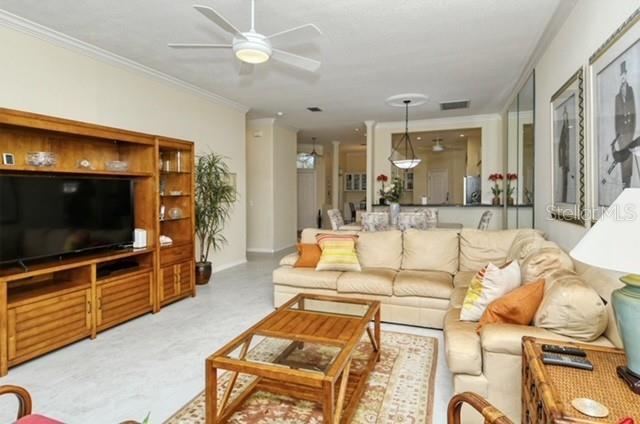 9480 FOREST HILLS CIR — photo 12