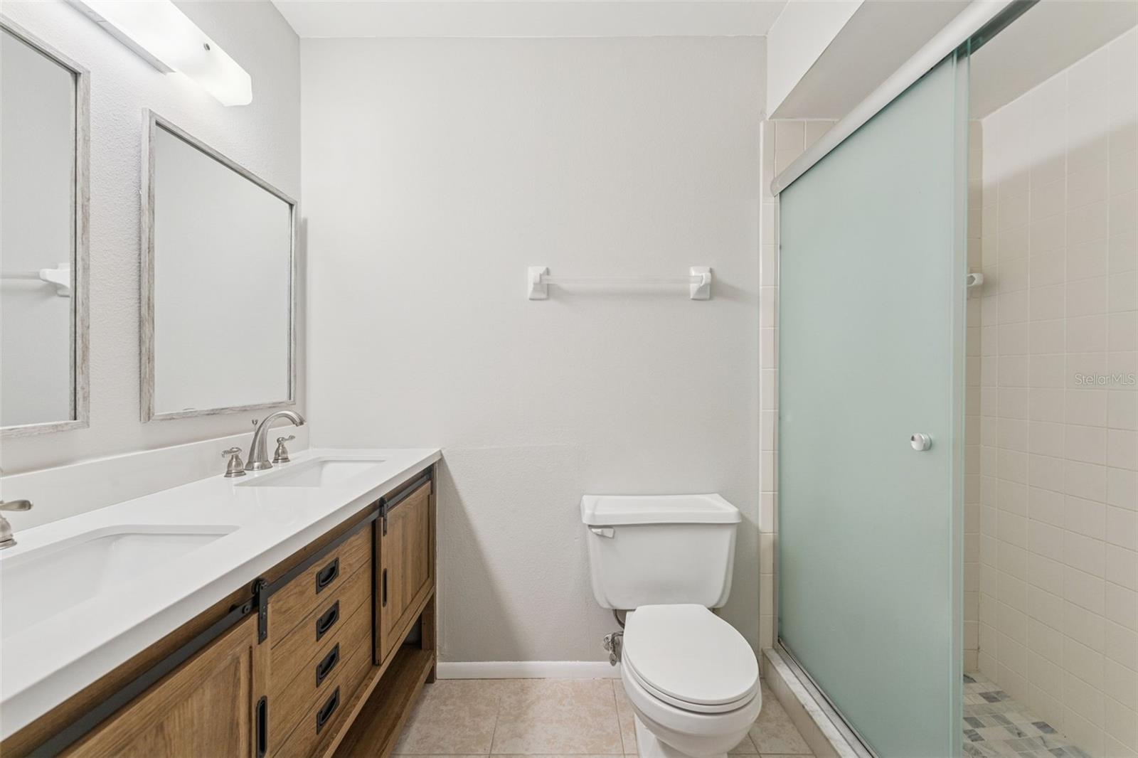 2640 WOODGATE LN #F6 — photo 16