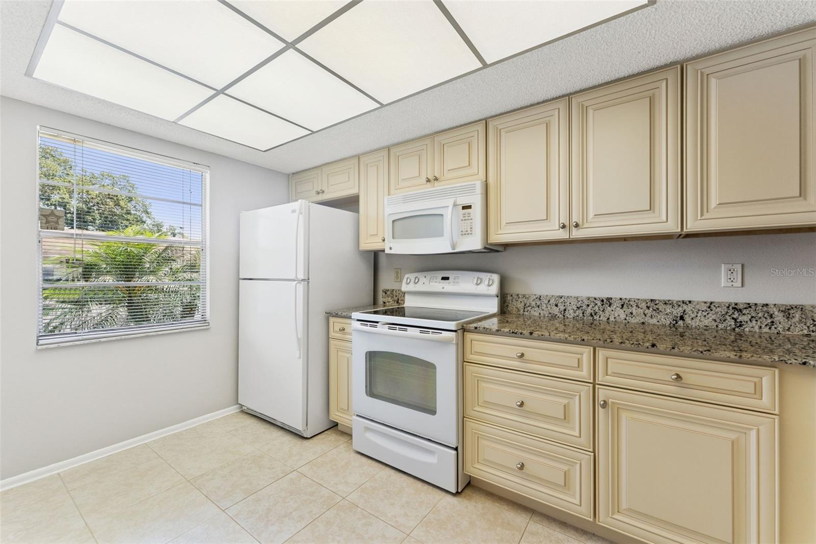2640 WOODGATE LN #F6 — photo 7