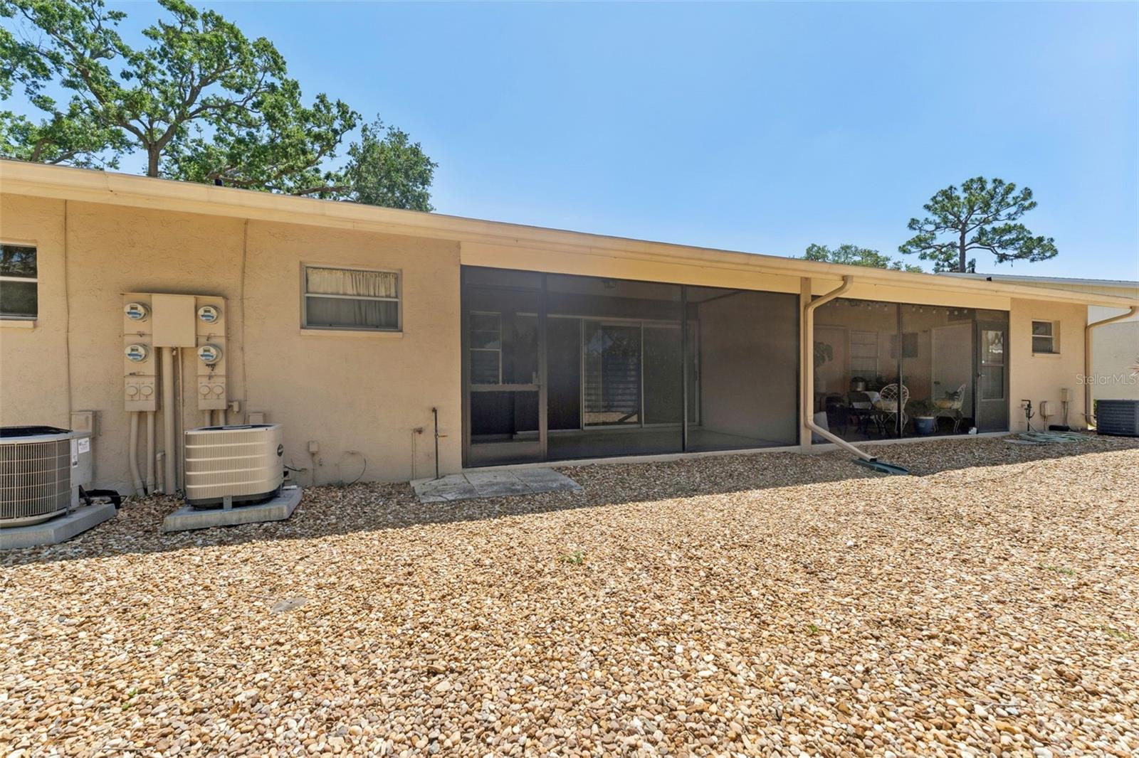 2640 WOODGATE LN #F6 — photo 23