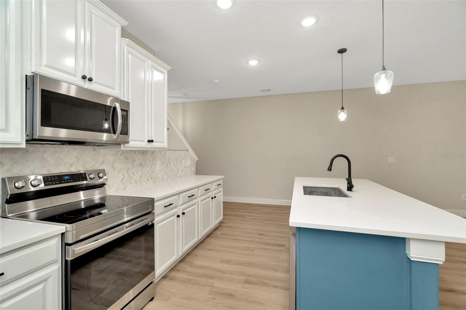 28516 TRANQUIL LAKE CIR — photo 9