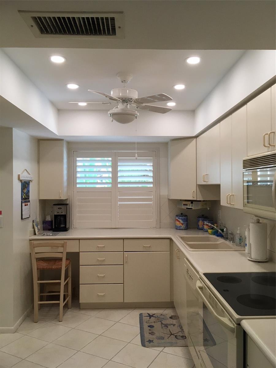 4825 GULF OF MEXICO DR #201 — photo 8