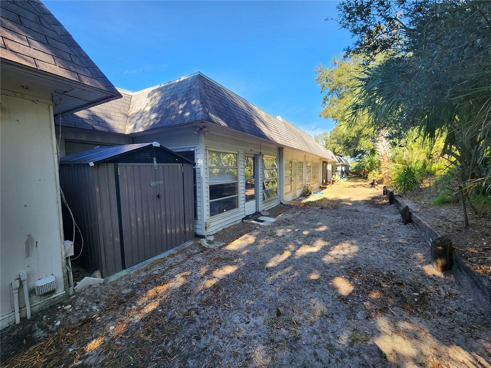 Home in NEW PORT RICHEY — photo 3