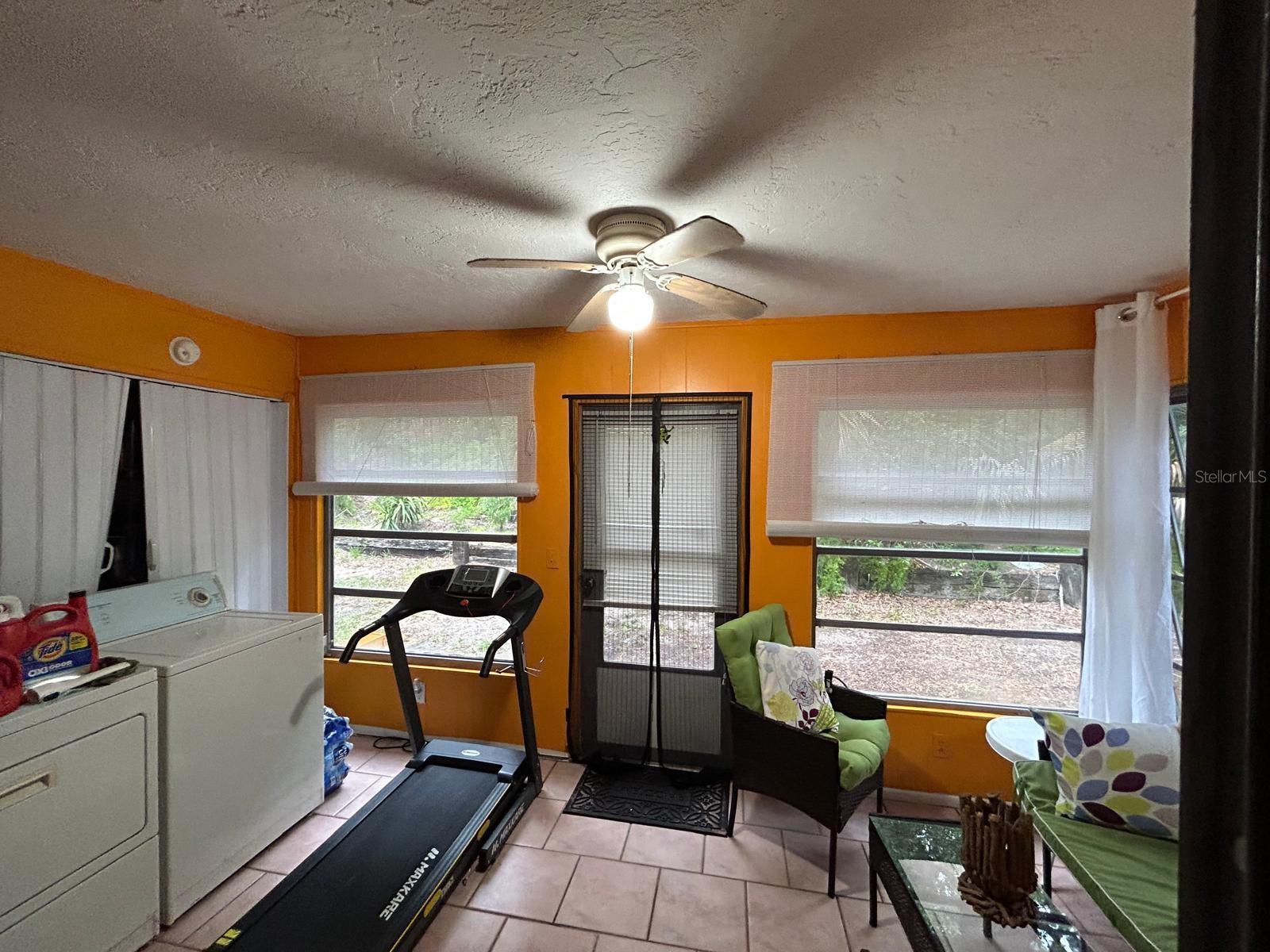 Home in NEW PORT RICHEY — photo 10