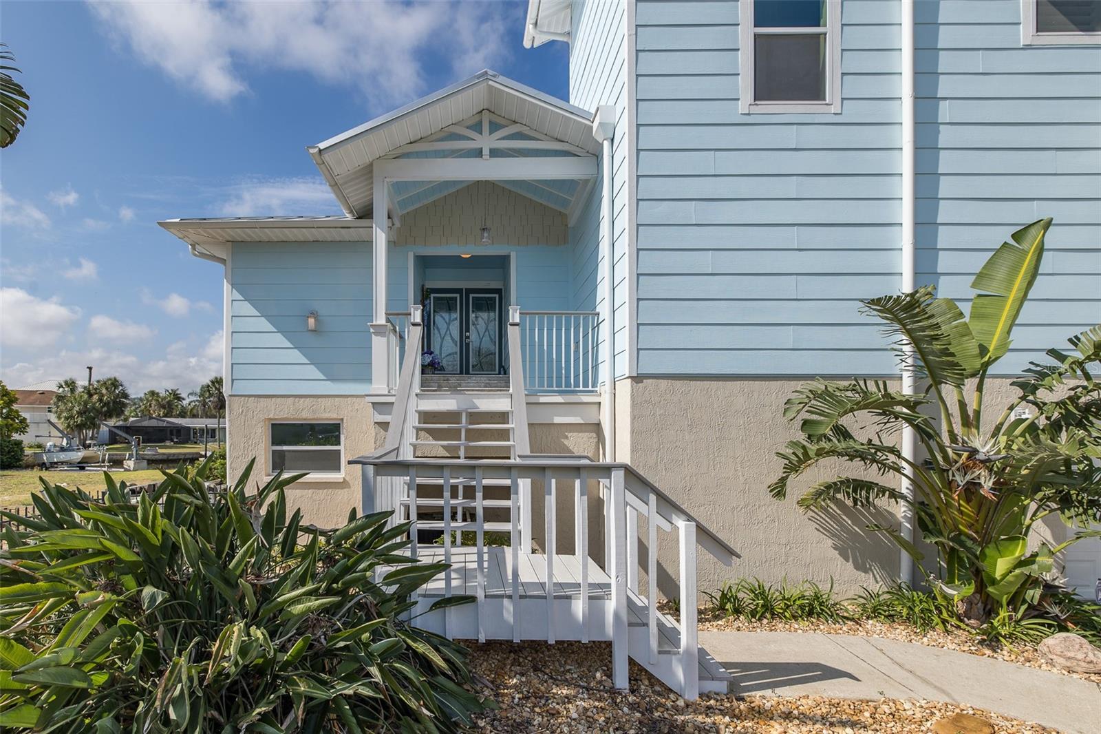5040 WATERSIDE DR — photo 5