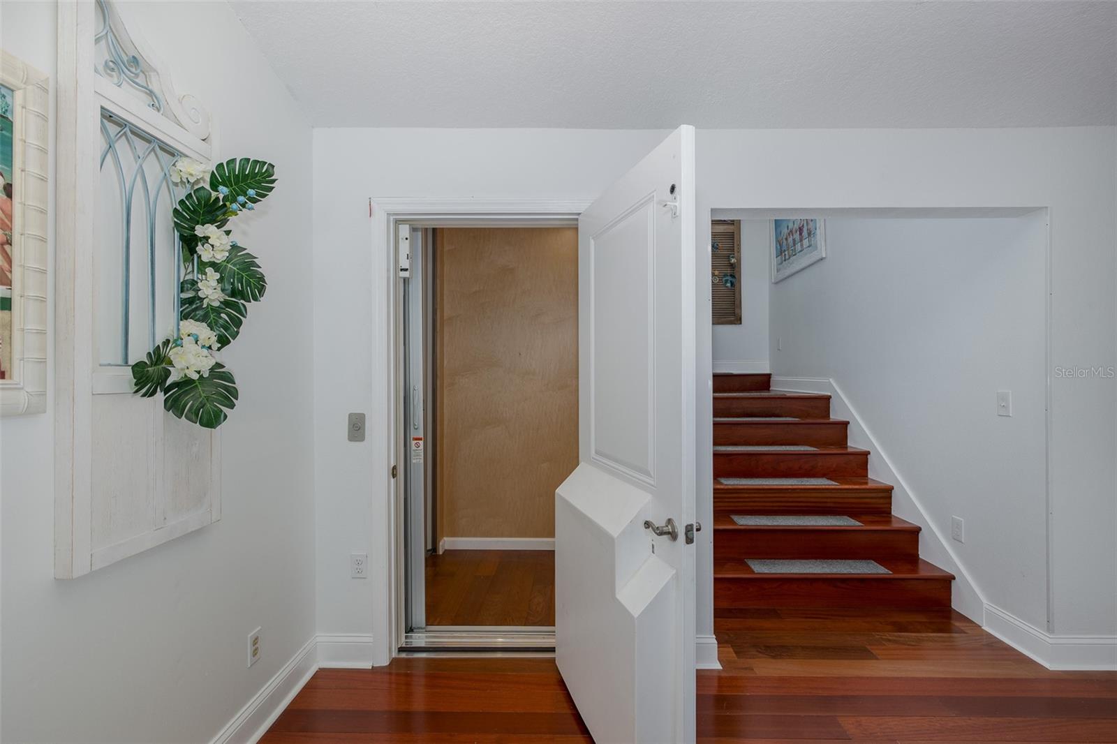 5040 WATERSIDE DR — photo 33