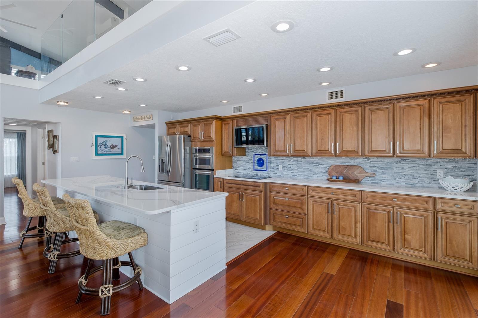 5040 WATERSIDE DR — photo 8
