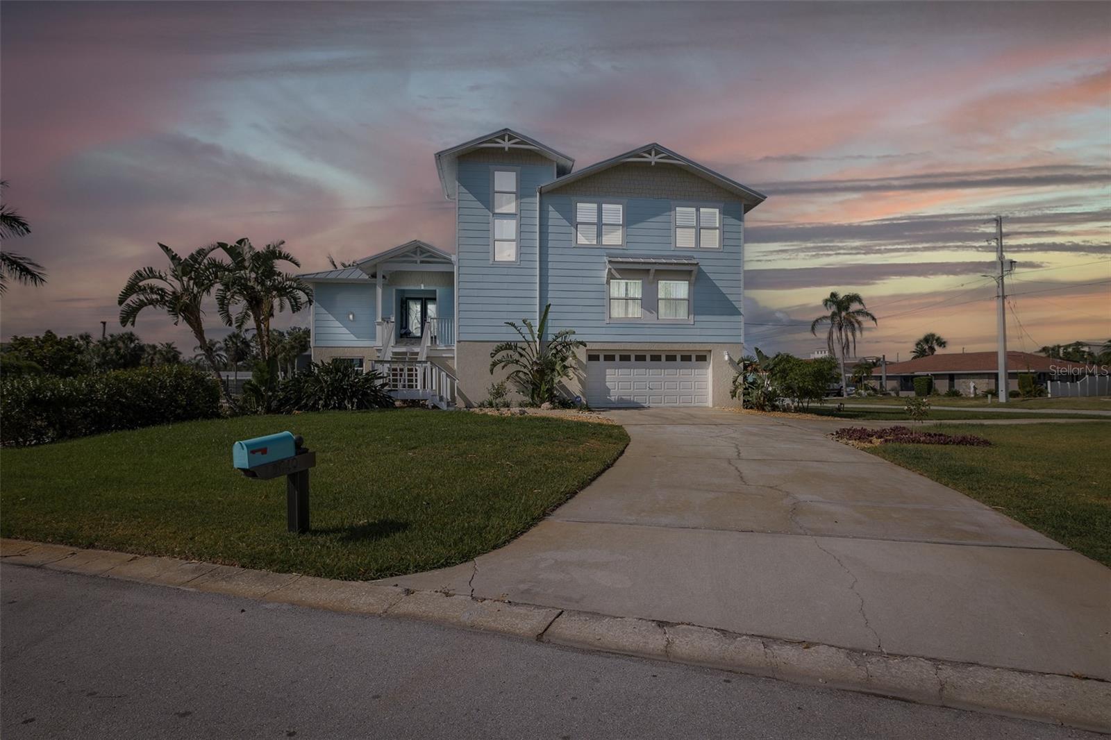 5040 WATERSIDE DR — photo 4