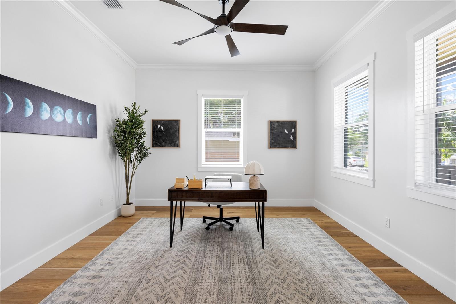 110 W HIAWATHA ST — photo 21