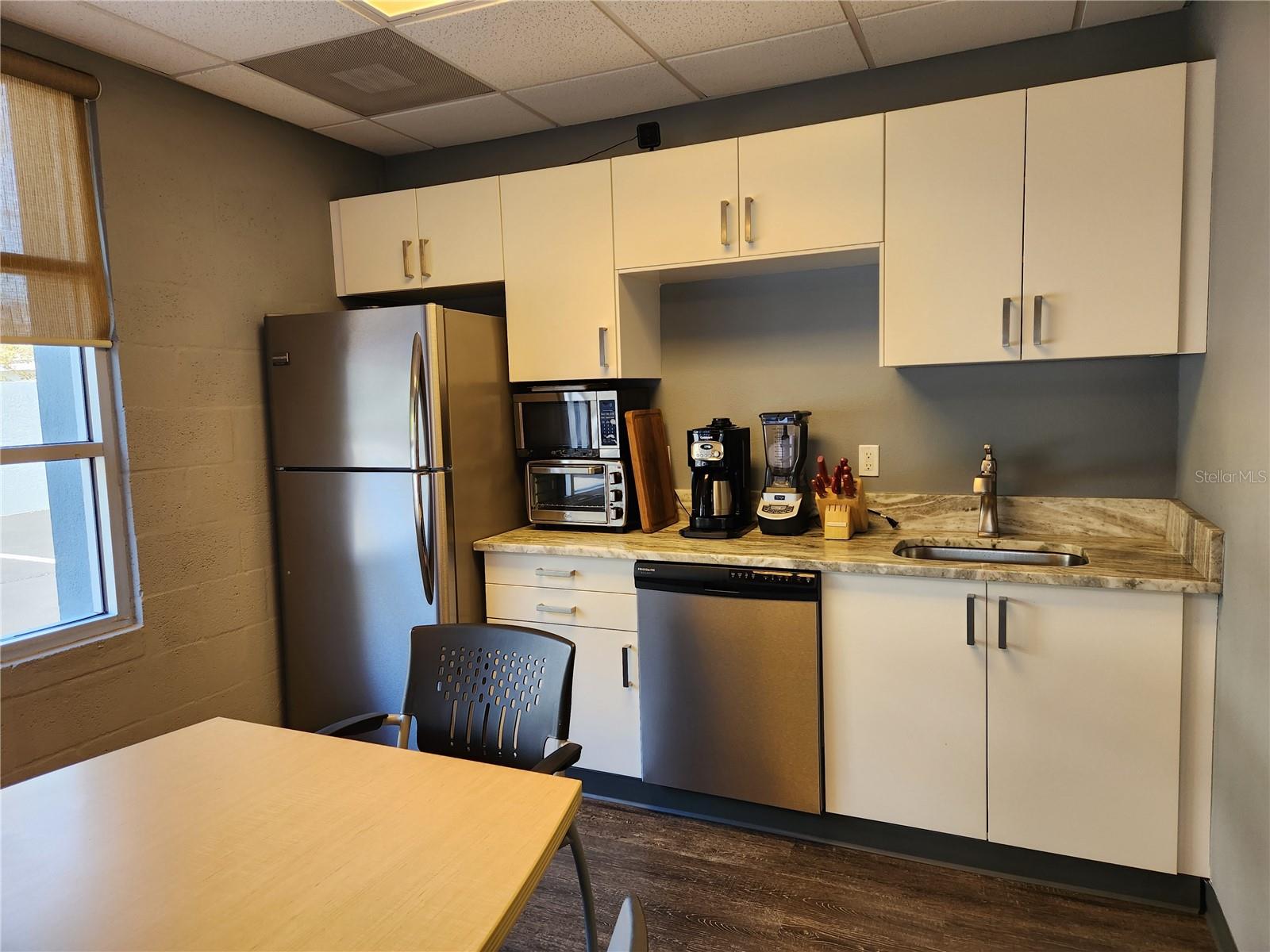 4409 W EL PRADO BLVD — photo 14