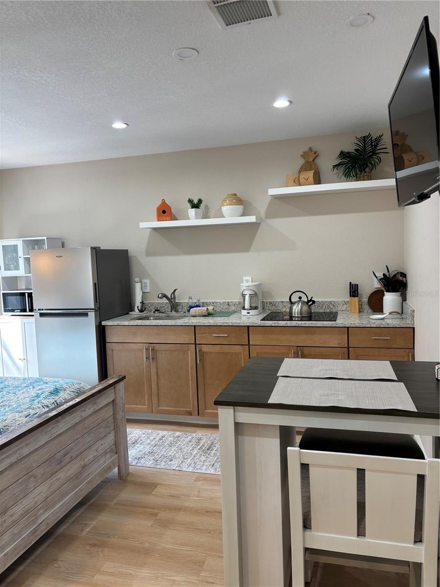 170 ROOSEVELT DR #5 — photo 10