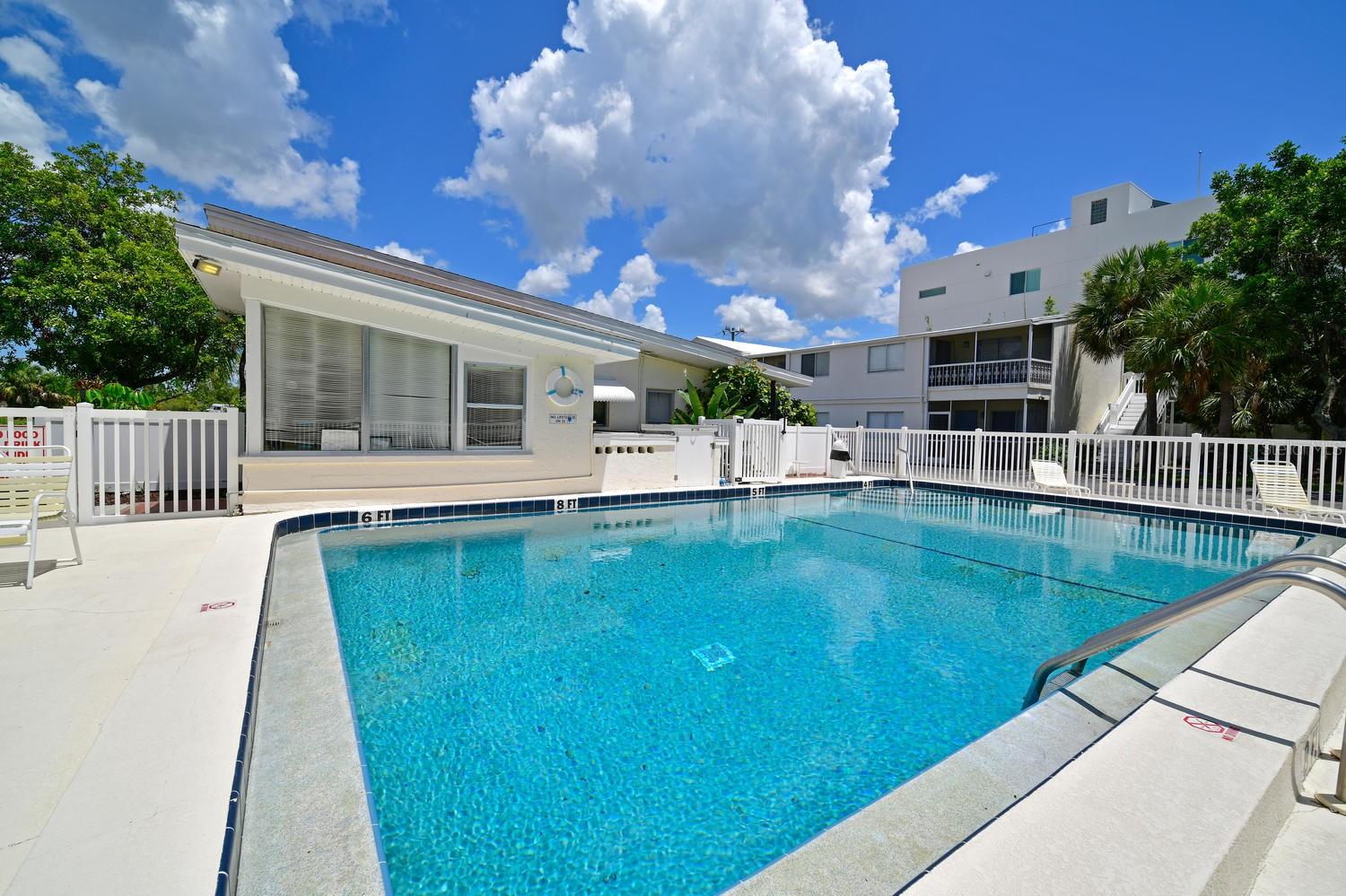 170 ROOSEVELT DR #5 — photo 13