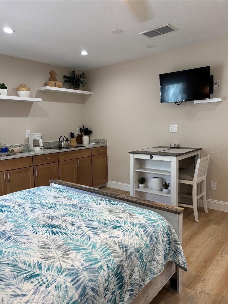 170 ROOSEVELT DR #5 — photo 5