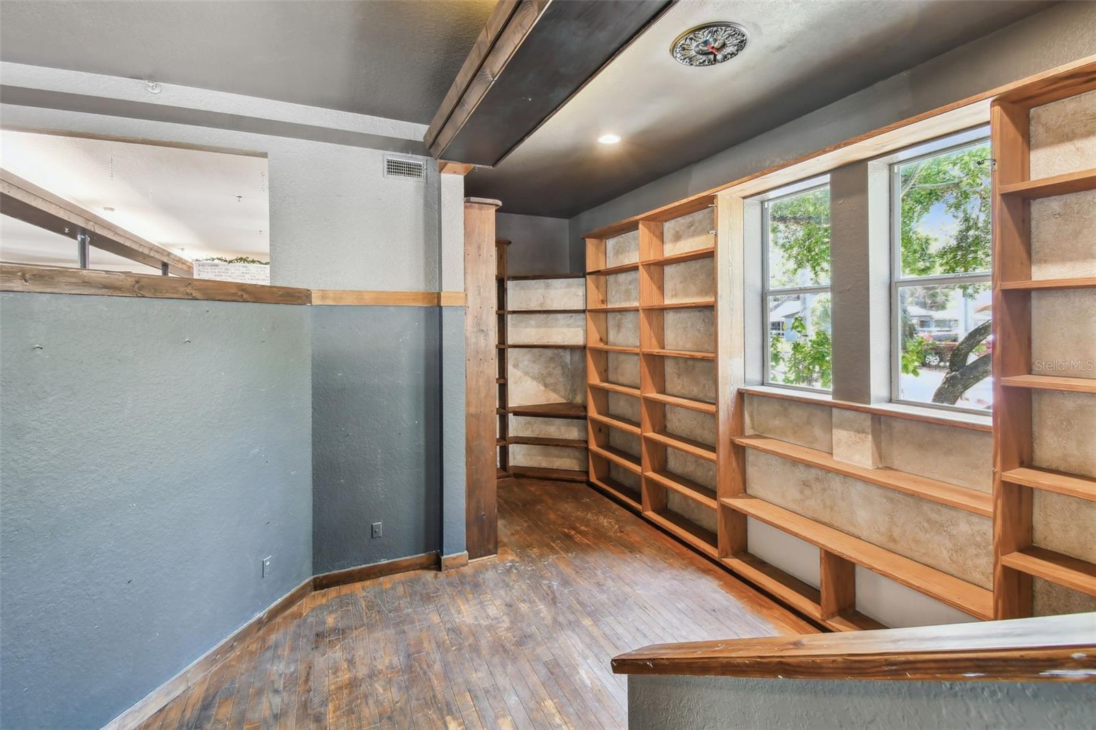 454 MAIN ST — photo 7