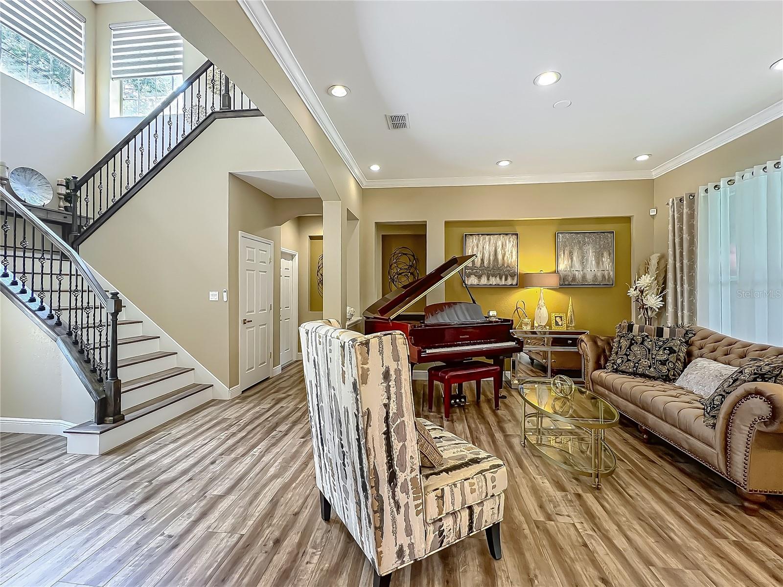 3008 SUTTON WOODS DR — photo 6