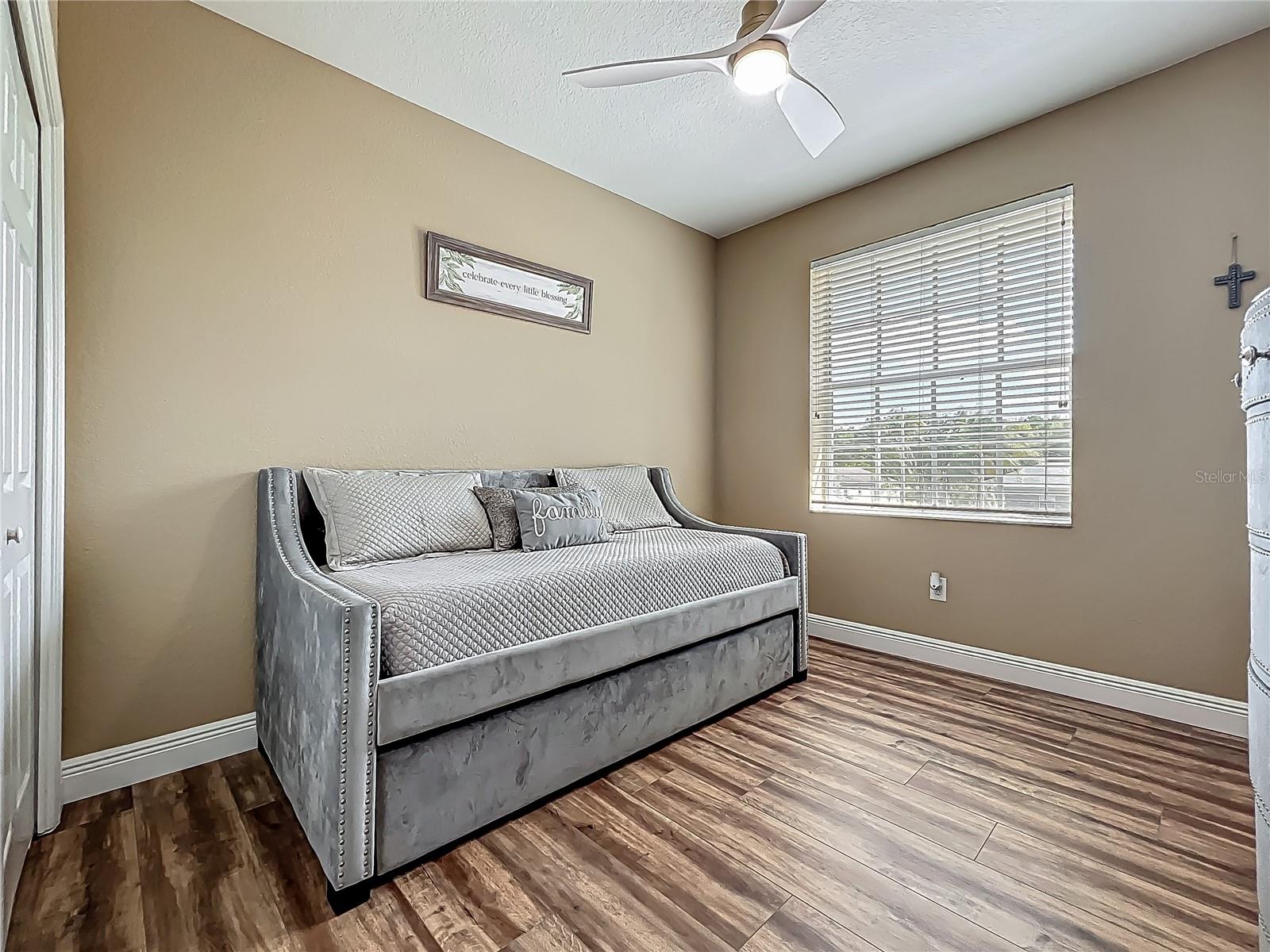 3008 SUTTON WOODS DR — photo 41
