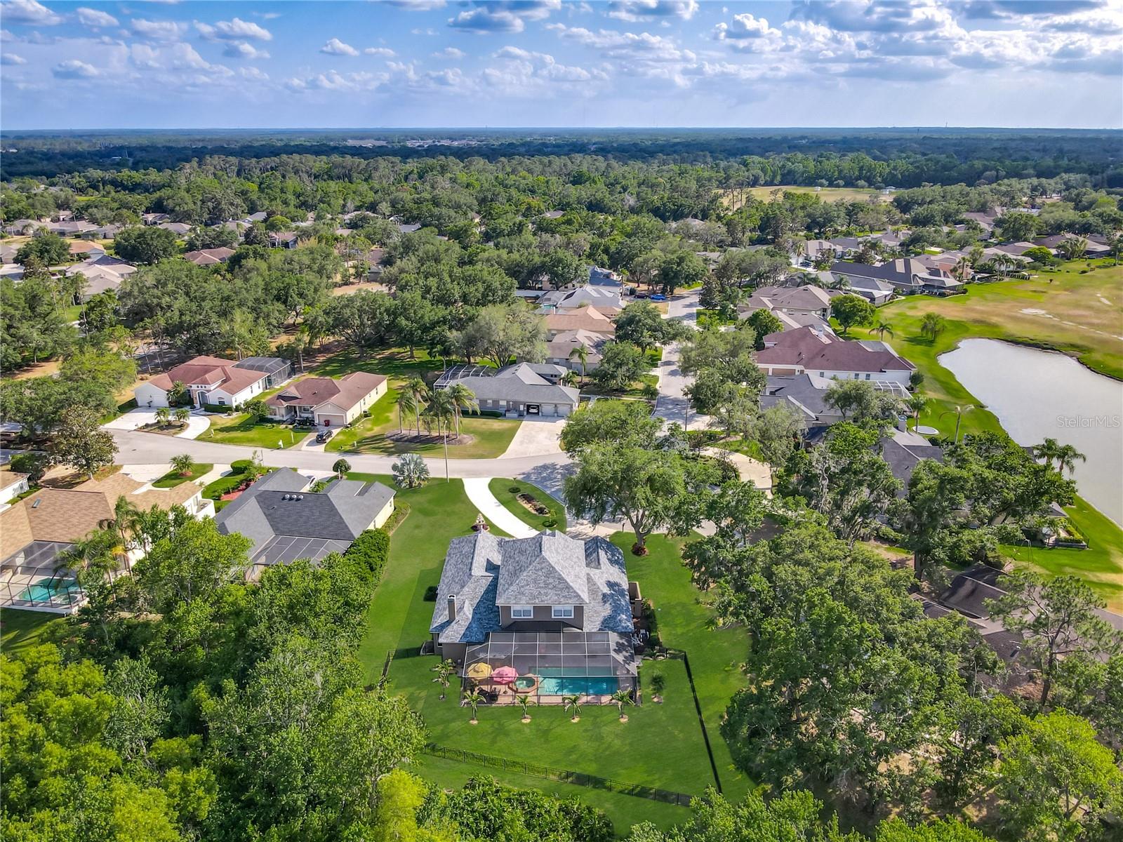 3008 SUTTON WOODS DR — photo 88