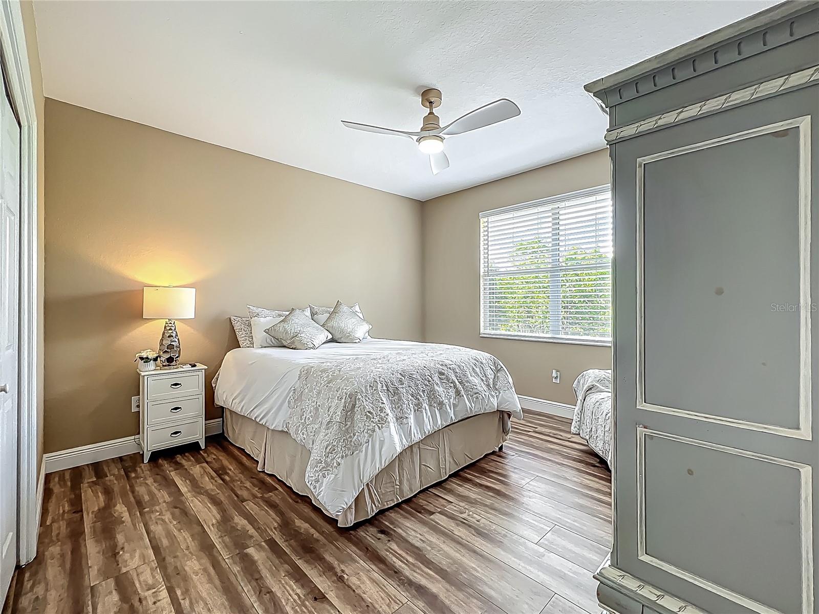 3008 SUTTON WOODS DR — photo 50