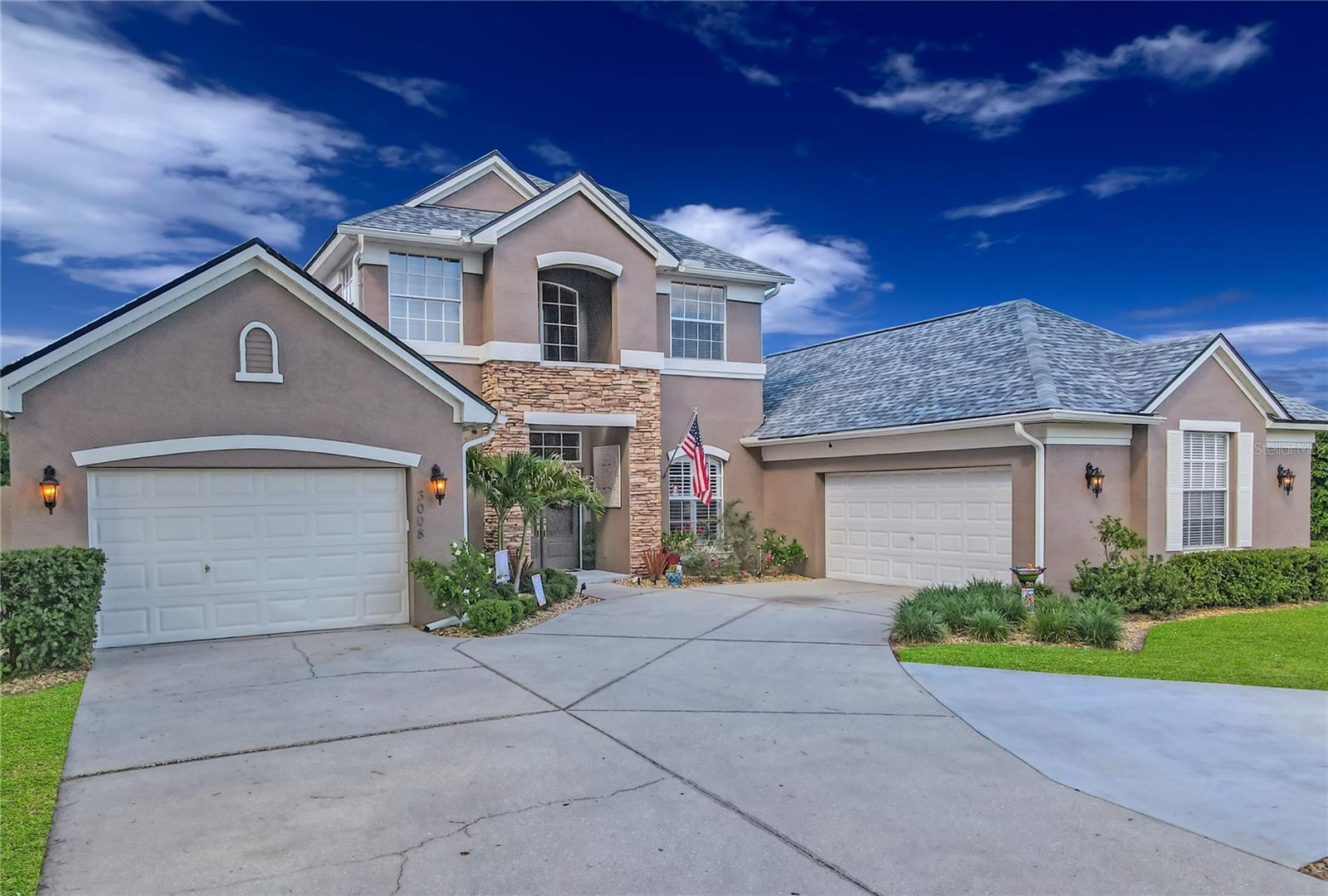 3008 SUTTON WOODS DR — photo 91