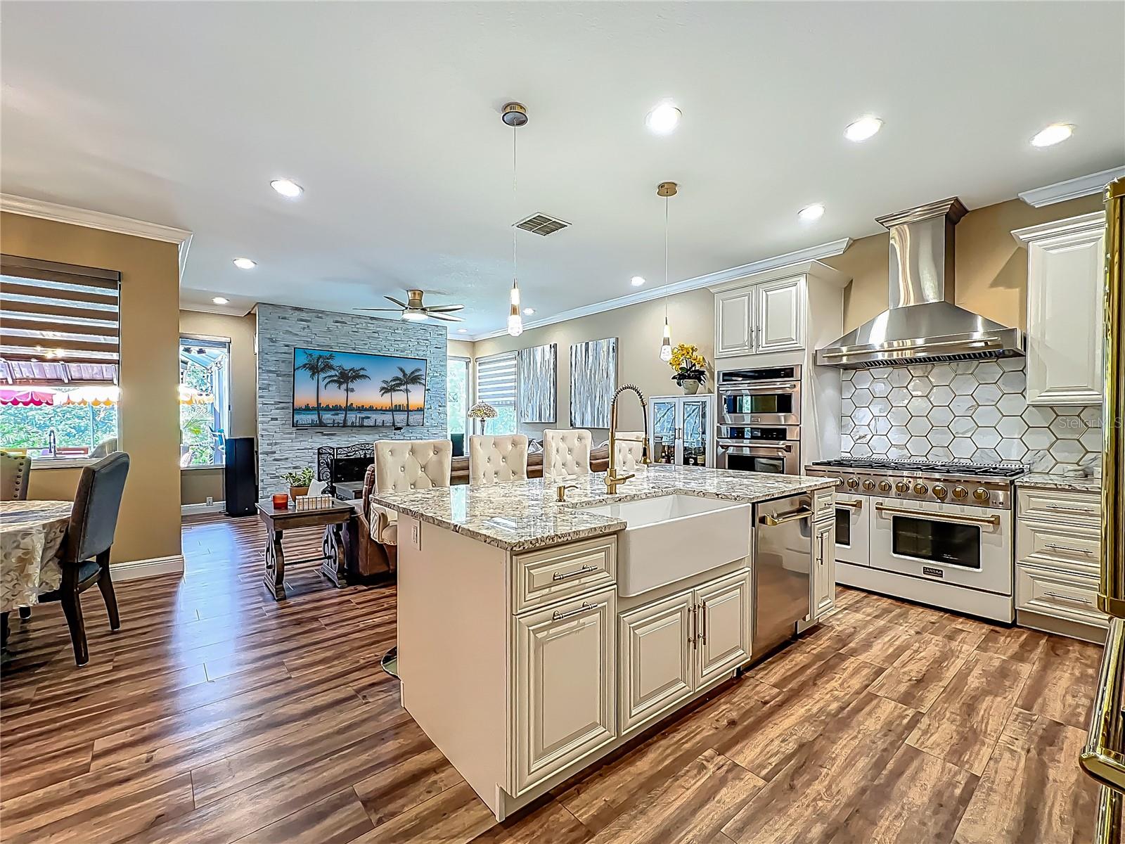 3008 SUTTON WOODS DR — photo 11