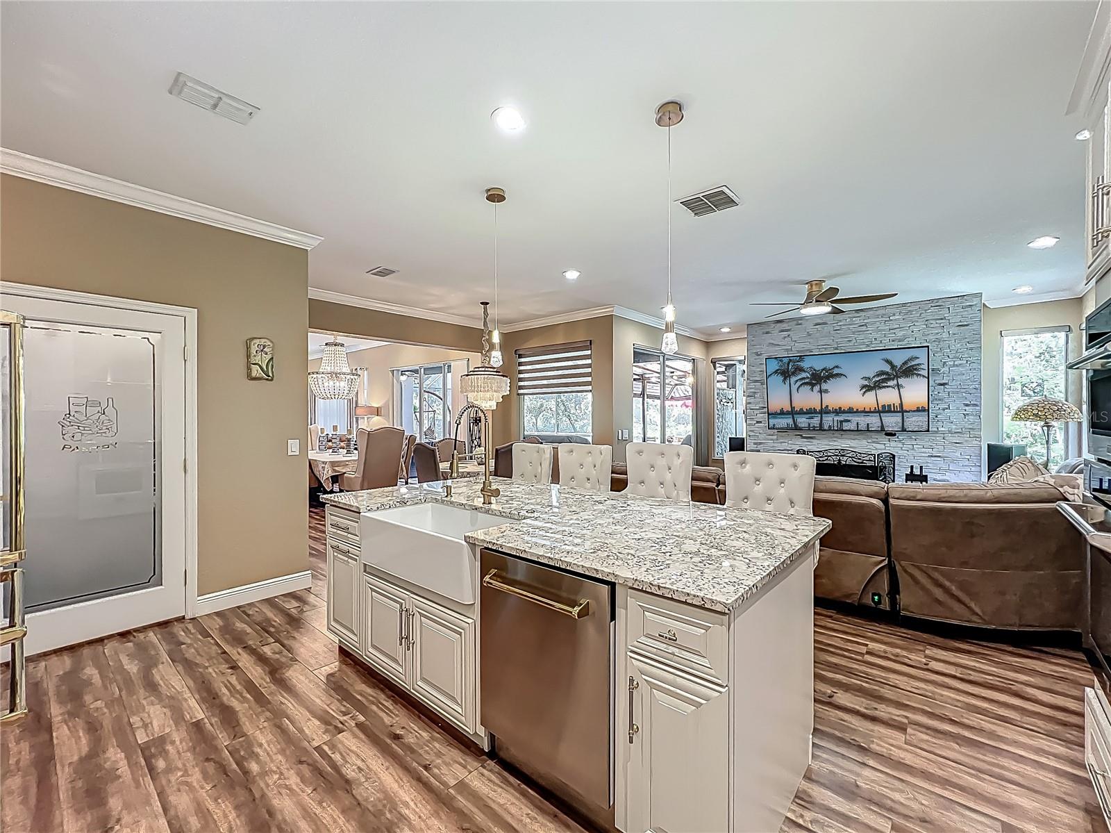 3008 SUTTON WOODS DR — photo 15