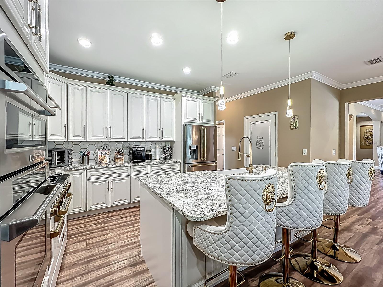 3008 SUTTON WOODS DR — photo 17