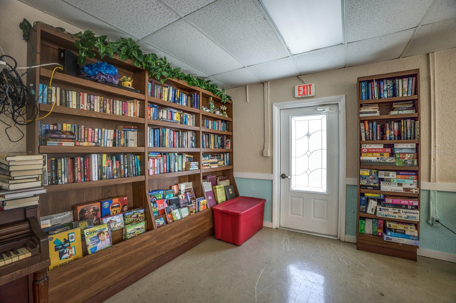4015 LAKE BAYSHORE DR #108 — photo 32