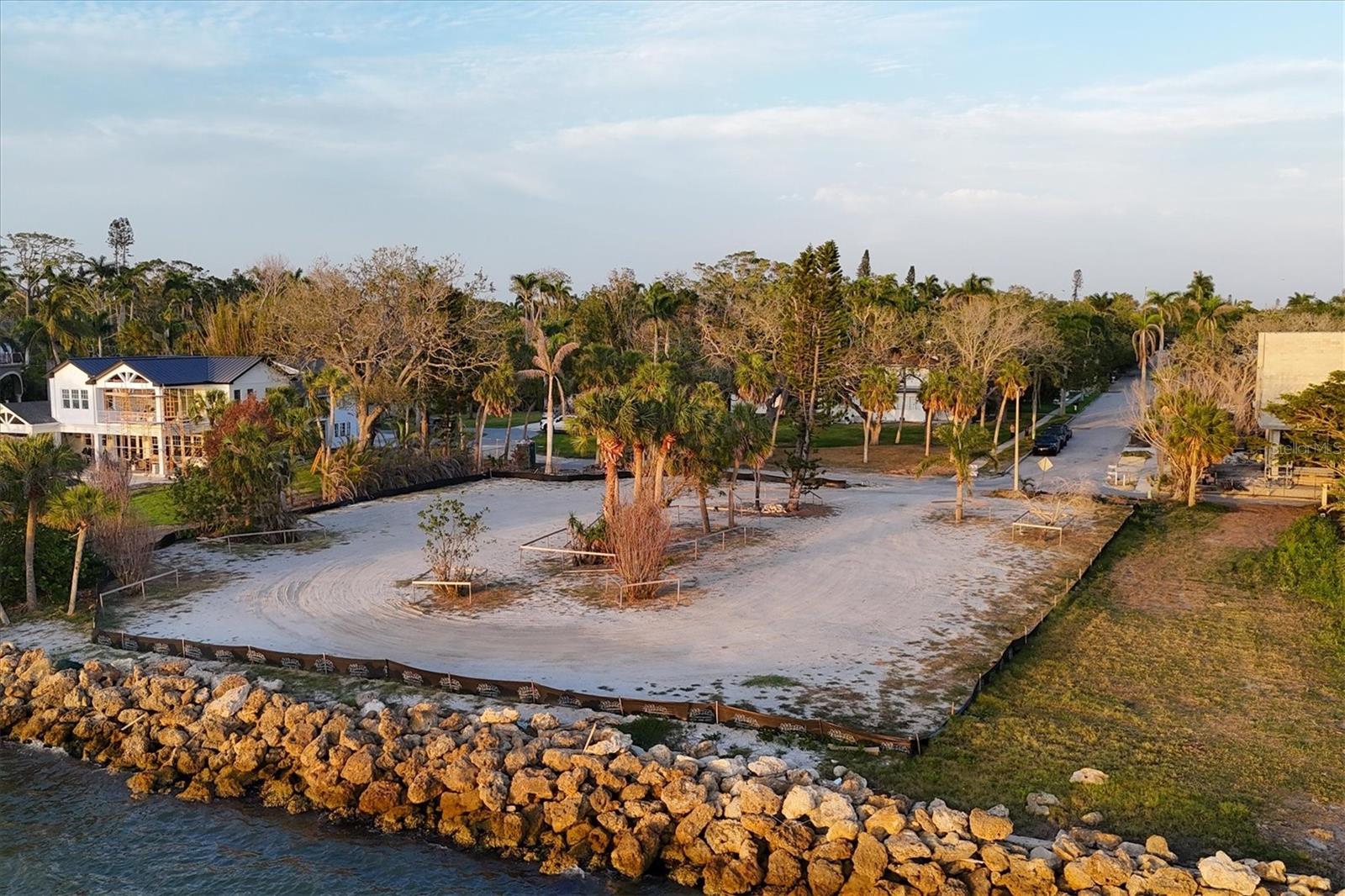 603 INDIAN BEACH LN — photo 4