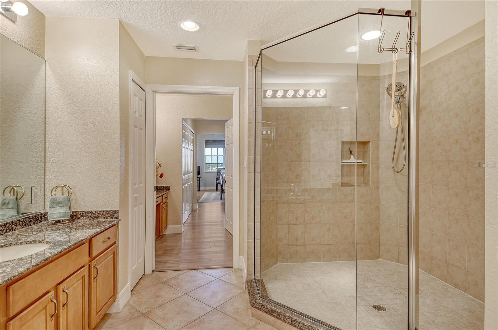 5100 JESSIE HARBOR DR #504 — photo 36