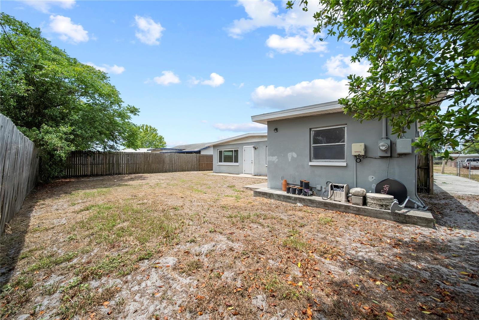 10602 CAMELIA DR — photo 3