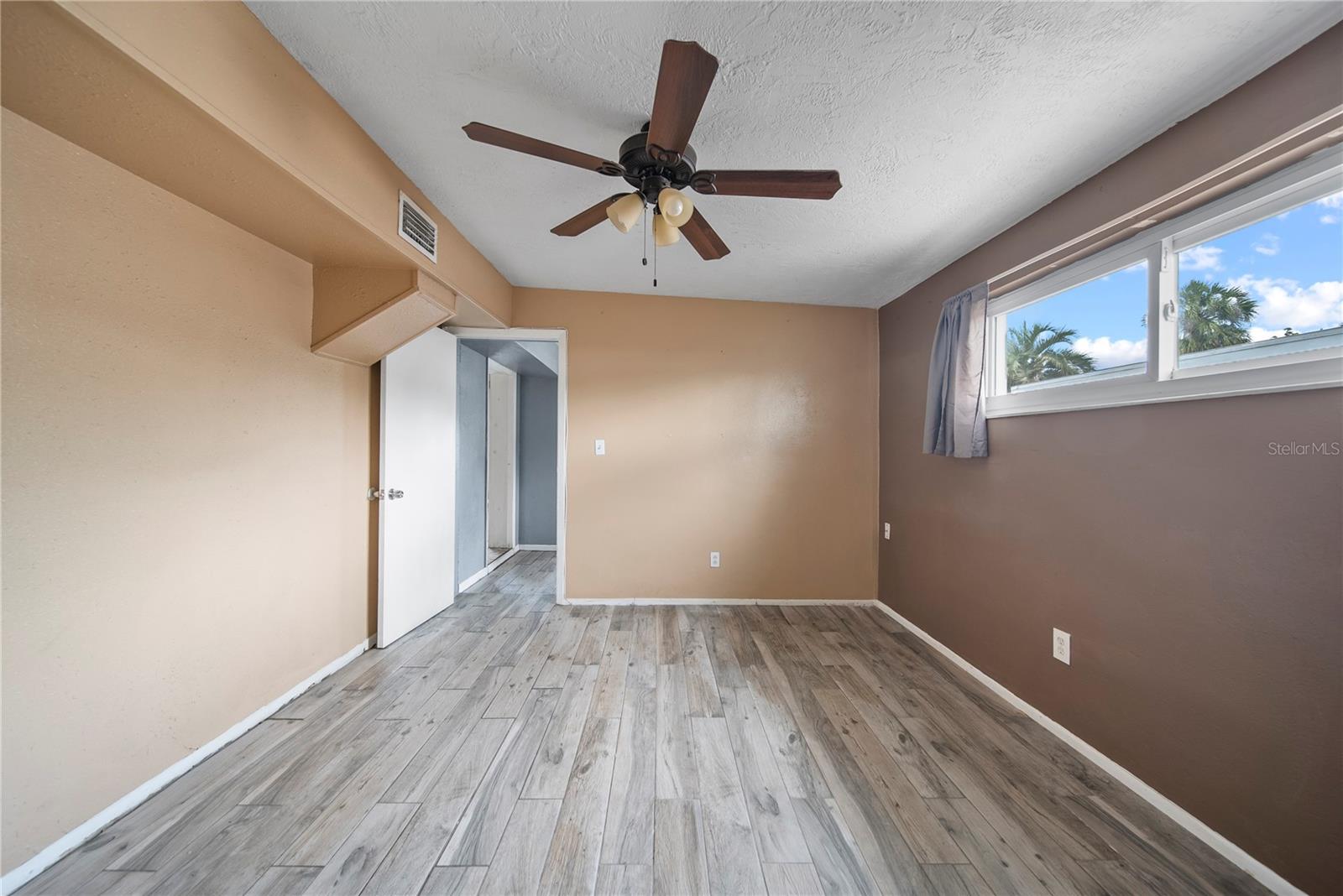 10602 CAMELIA DR — photo 21