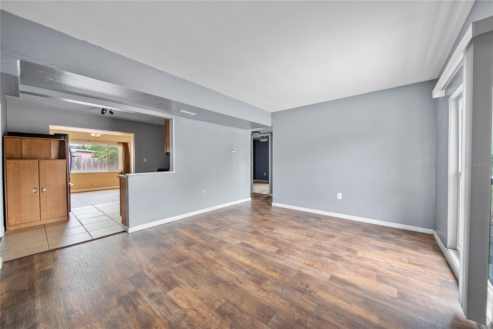 10602 CAMELIA DR — photo 16