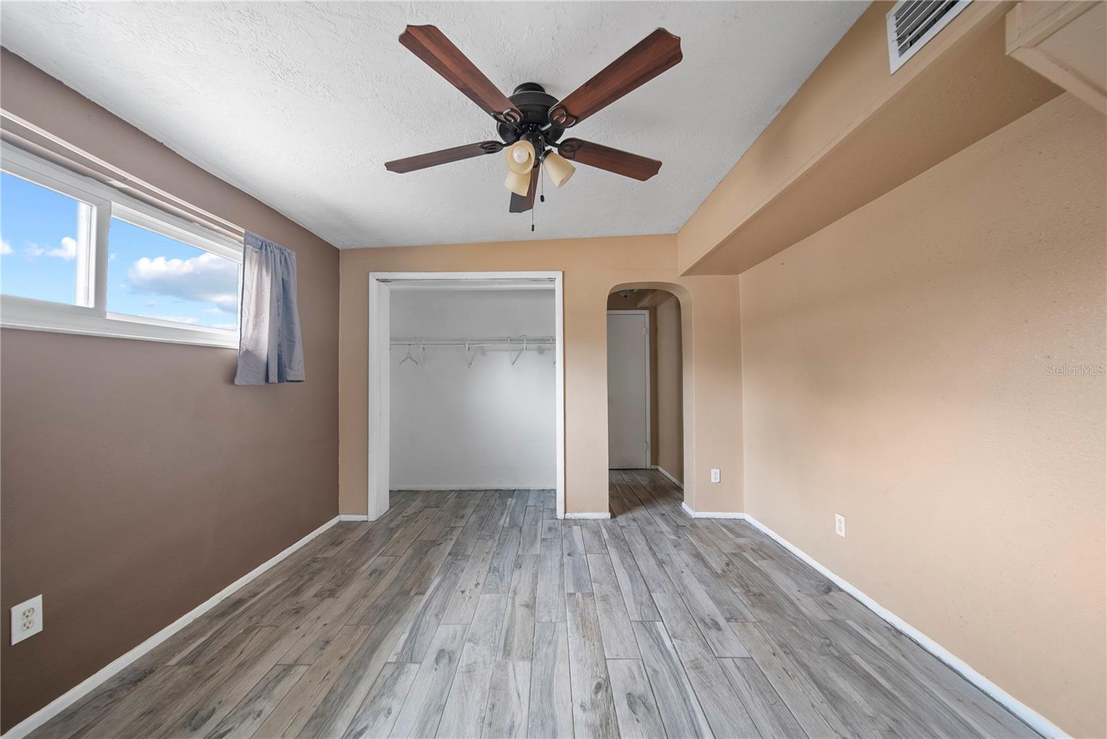 10602 CAMELIA DR — photo 23