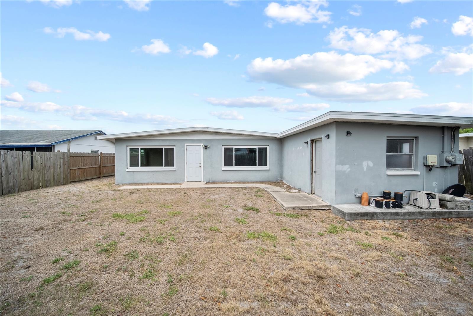 10602 CAMELIA DR — photo 7