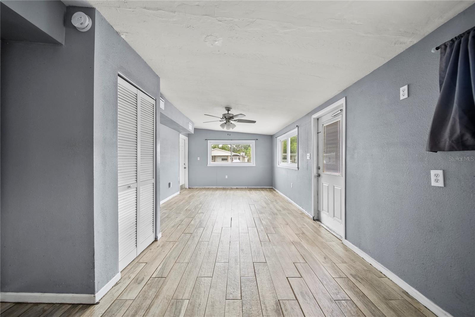 10602 CAMELIA DR — photo 26