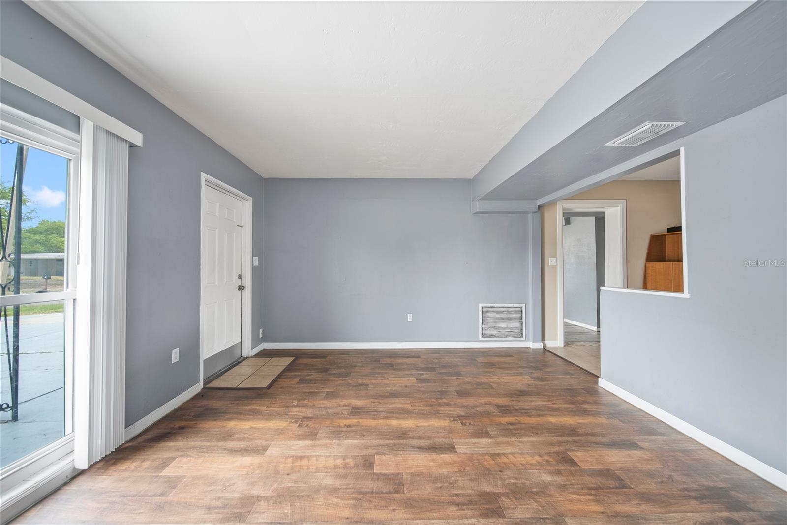 10602 CAMELIA DR — photo 18