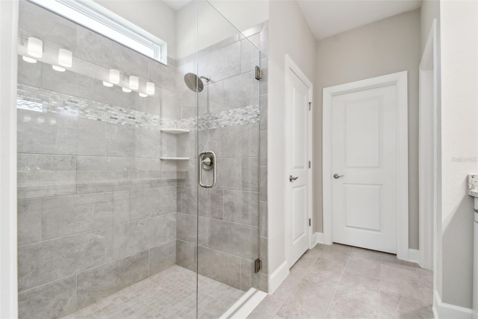 620 NASTURTIUM CT — photo 6
