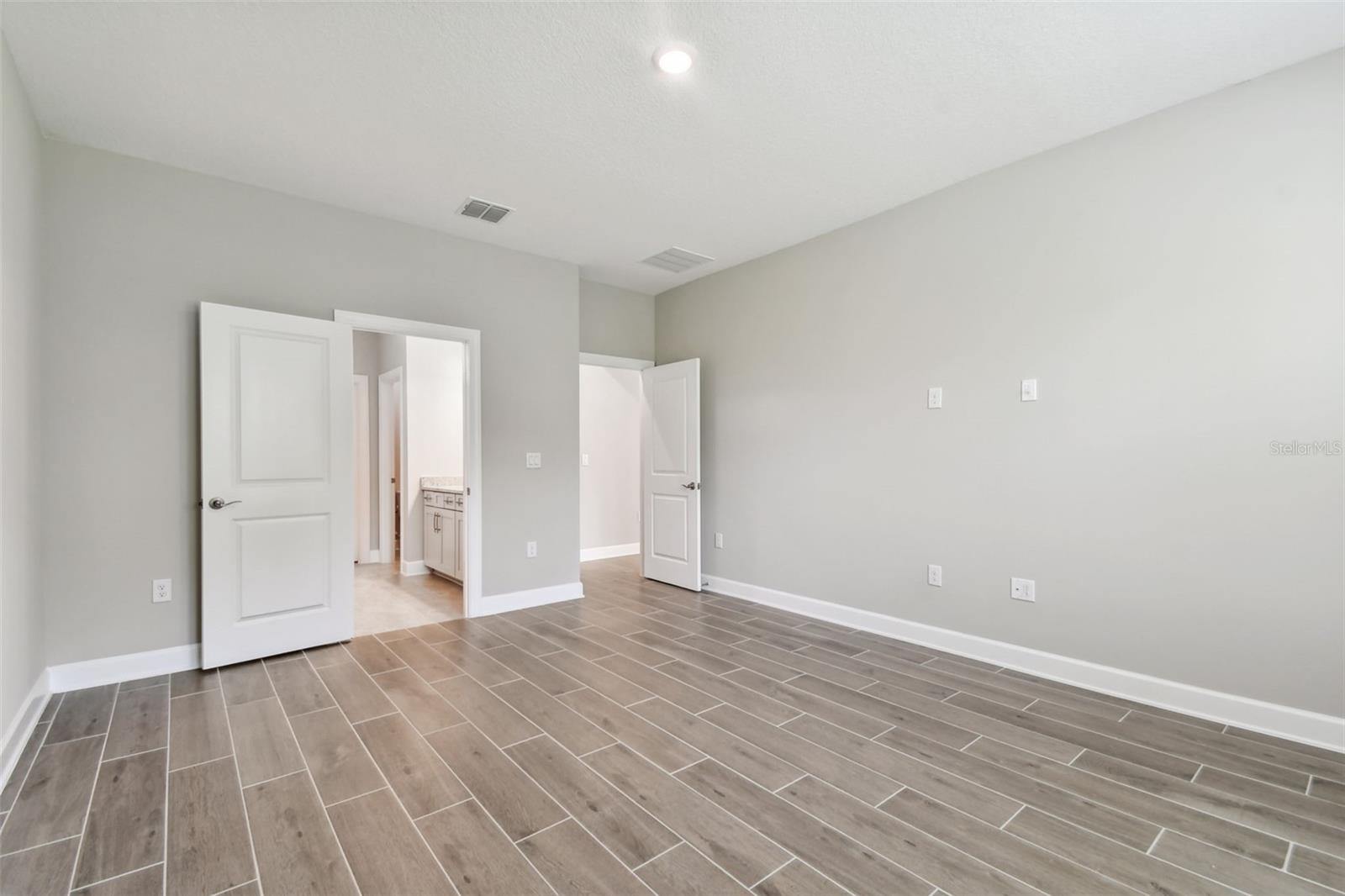 620 NASTURTIUM CT — photo 21