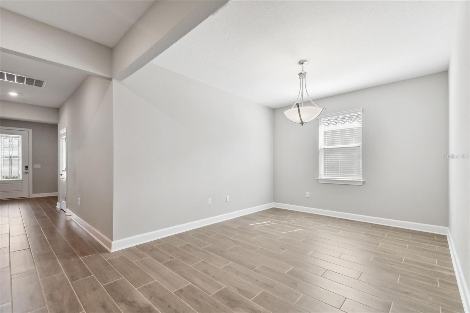 620 NASTURTIUM CT — photo 7