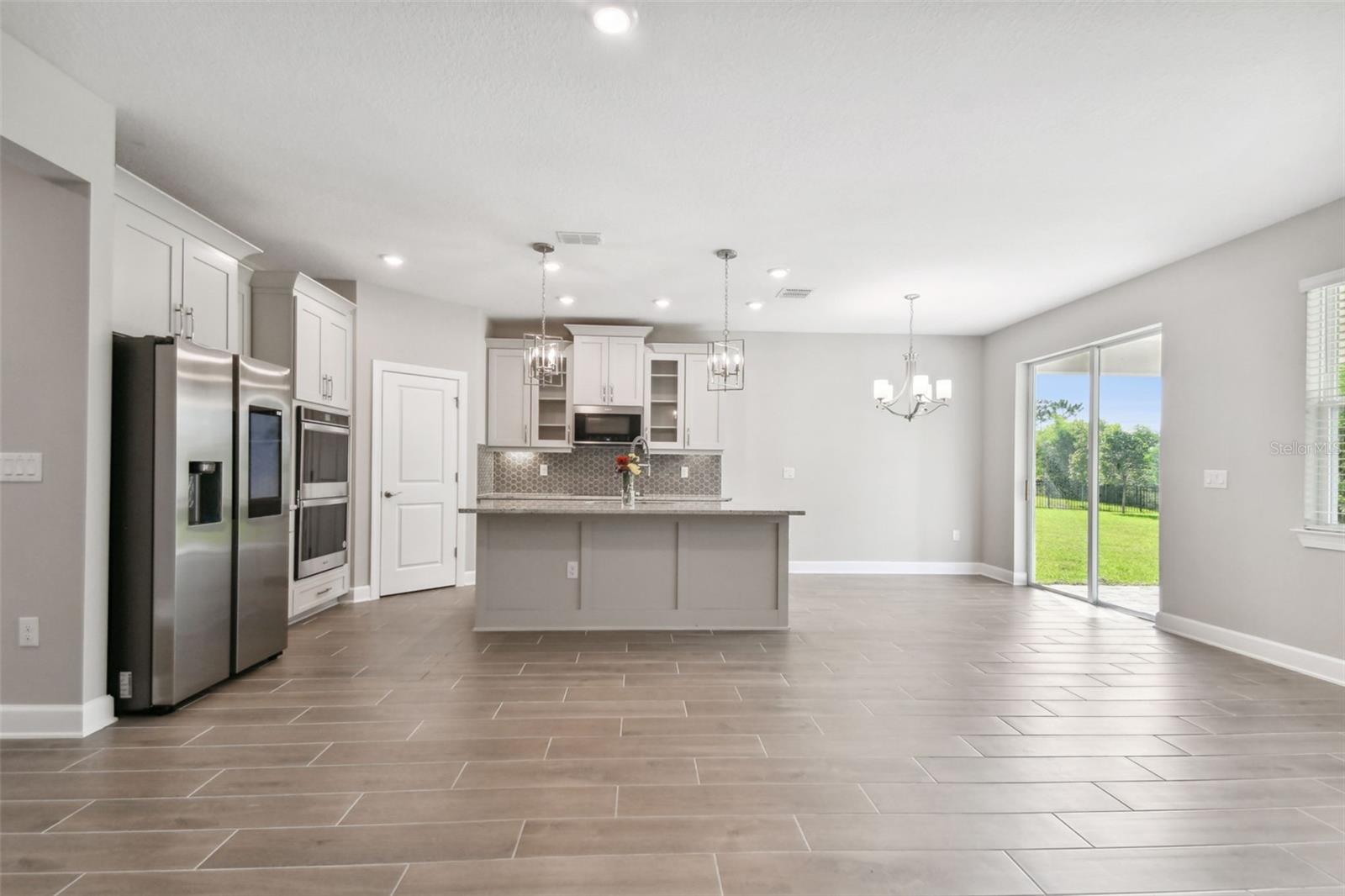 620 NASTURTIUM CT — photo 11